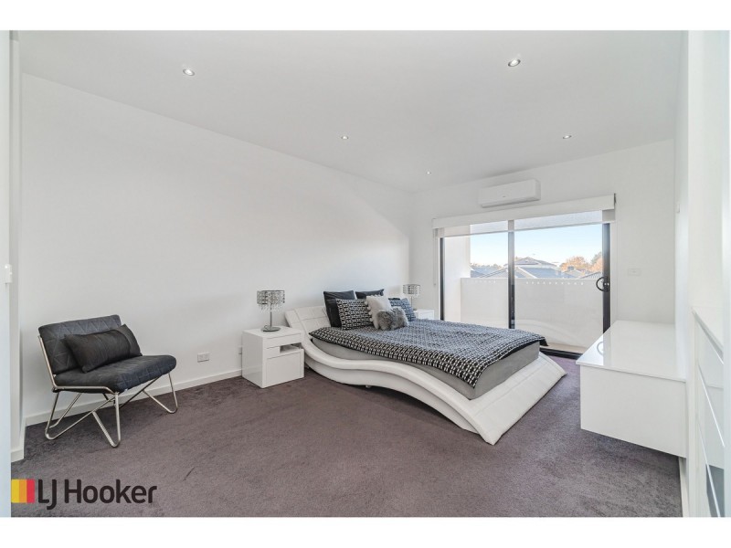 34 Clarendon Avenue, Craigieburn VIC 3064