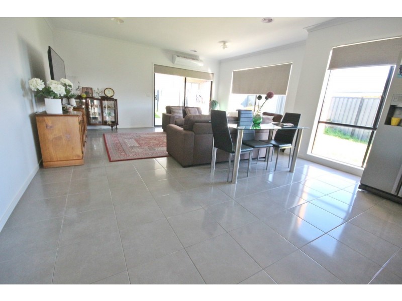 4 Season Way, Craigieburn VIC 3064