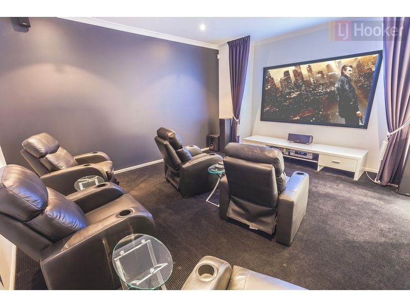 8 Cheetham Terrace (Greenvale), Roxburgh Park VIC 3064