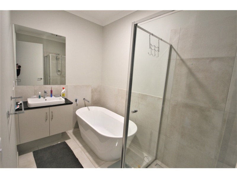 10 Durant Circuit, Kalkallo VIC 3064