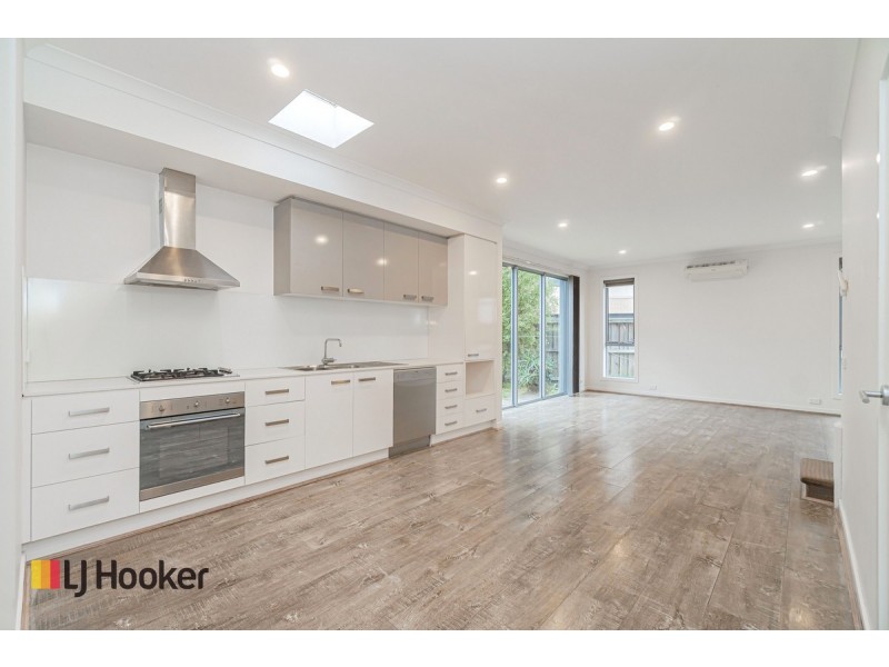 60 Bayano Way, Craigieburn VIC 3064