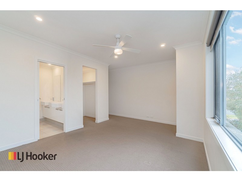 60 Bayano Way, Craigieburn VIC 3064