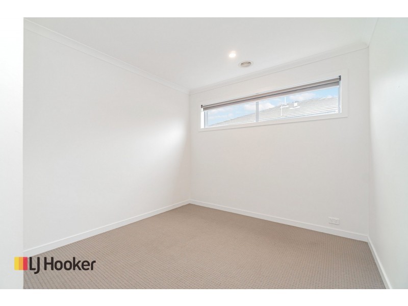 60 Bayano Way, Craigieburn VIC 3064