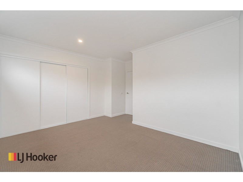 60 Bayano Way, Craigieburn VIC 3064