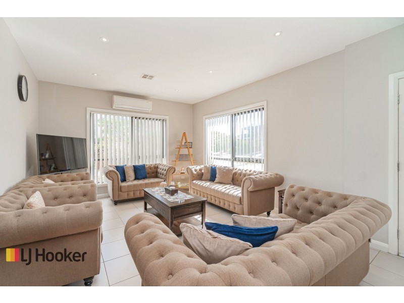 2 Acland Street, Craigieburn VIC 3064