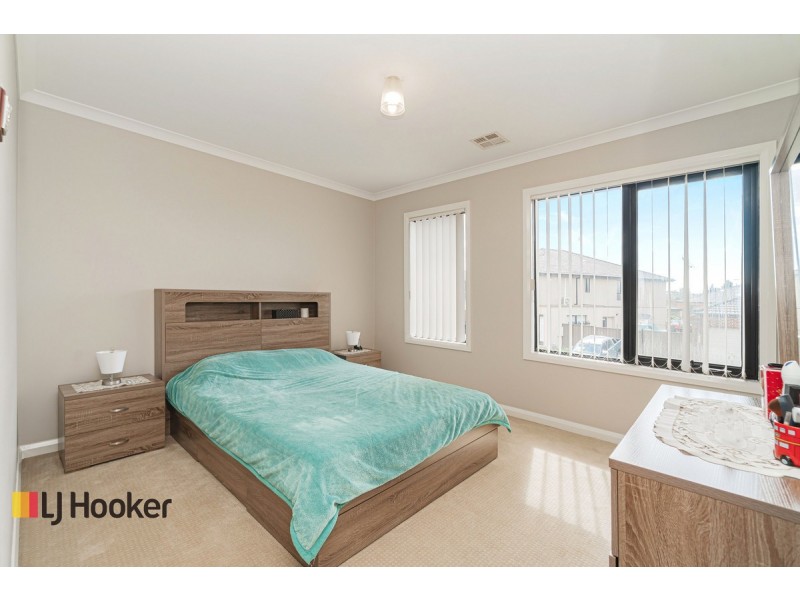 2 Acland Street, Craigieburn VIC 3064