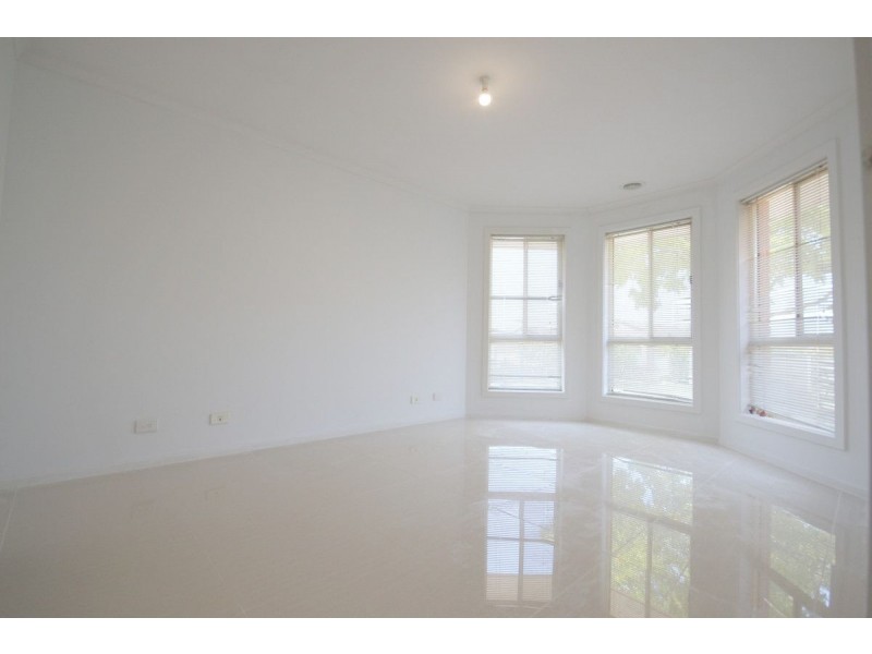 3 Creighton Way, Craigieburn VIC 3064