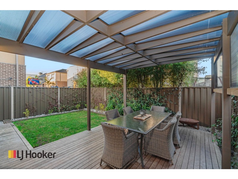 7 Cavell Drive, Craigieburn VIC 3064