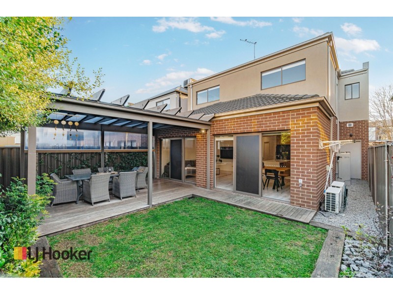 7 Cavell Drive, Craigieburn VIC 3064