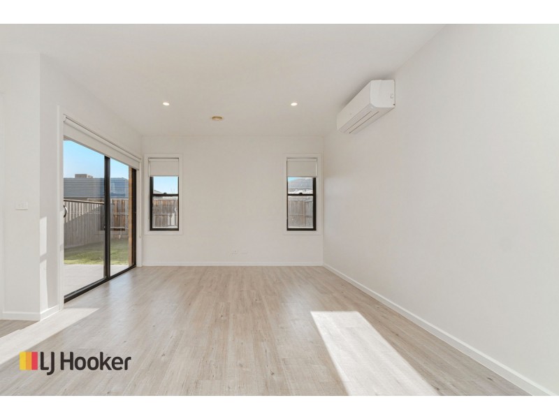 13 Lavinia Street, Greenvale VIC 3059