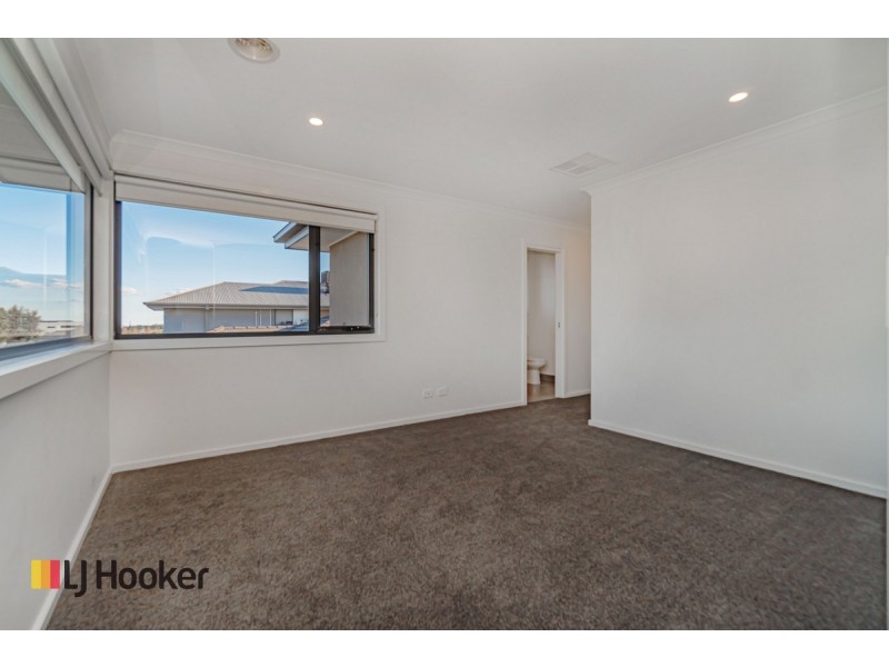 13 Lavinia Street, Greenvale VIC 3059