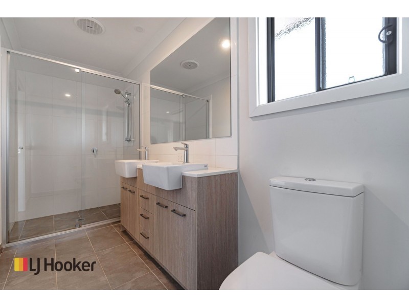 13 Lavinia Street, Greenvale VIC 3059