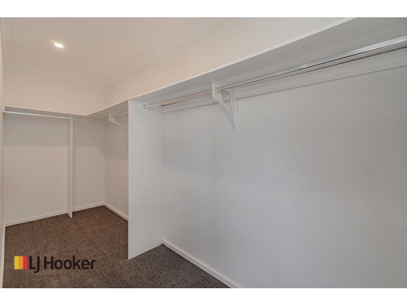 13 Lavinia Street, Greenvale VIC 3059