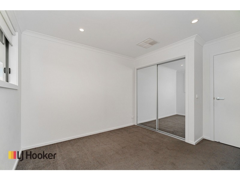 13 Lavinia Street, Greenvale VIC 3059