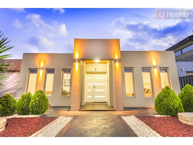 123 Hayfield Road, Roxburgh Park VIC 3064