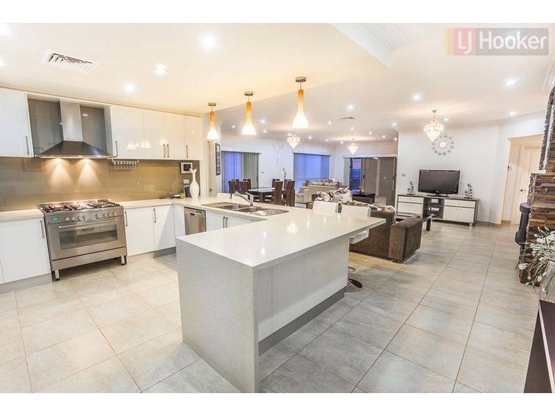 123 Hayfield Road, Roxburgh Park VIC 3064