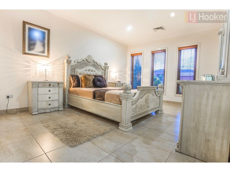 123 Hayfield Road, Roxburgh Park VIC 3064