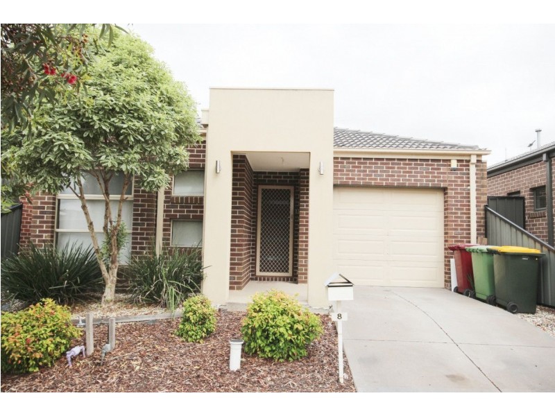 8 Farrell Street, Craigieburn VIC 3064