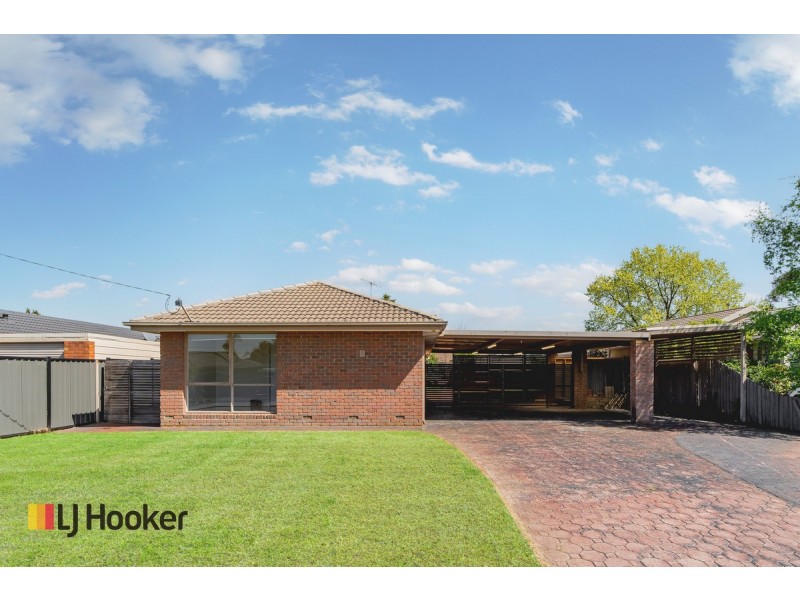 5 Tenby Court, Craigieburn VIC 3064