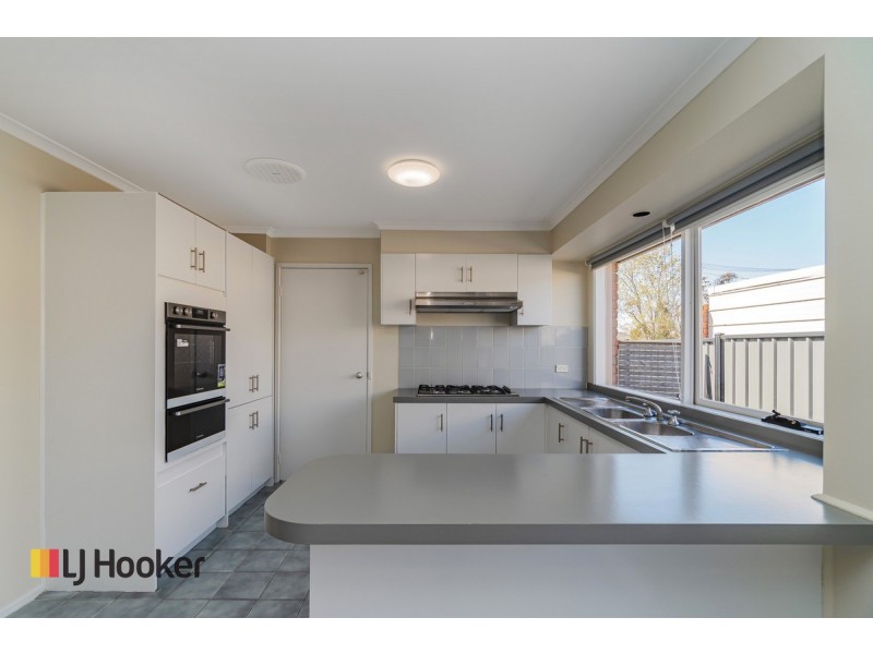 5 Tenby Court, Craigieburn VIC 3064
