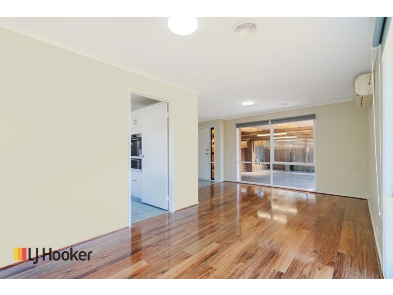 5 Tenby Court, Craigieburn VIC 3064