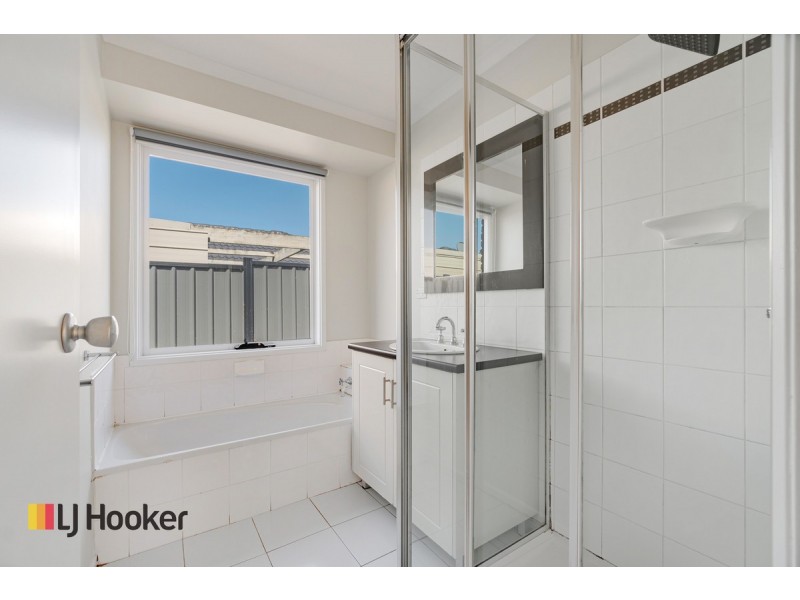 5 Tenby Court, Craigieburn VIC 3064