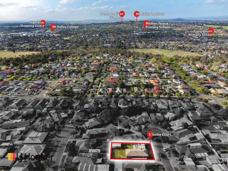 5 Tenby Court, Craigieburn VIC 3064