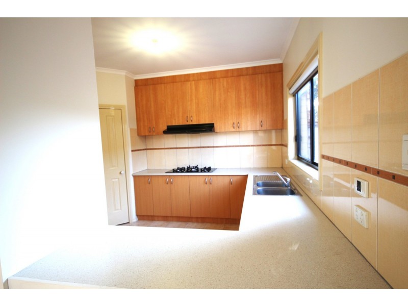 6 Avonlea Court, Roxburgh Park VIC 3064