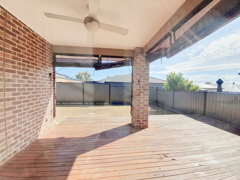 26 Euphoria Street, Craigieburn VIC 3064