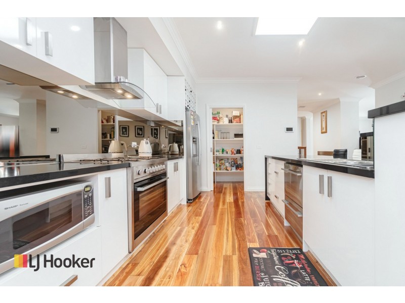 101 Serenity Way, Craigieburn VIC 3064