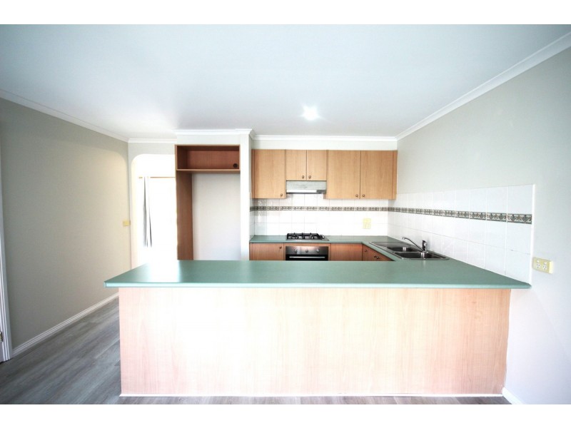 4/12 Redhill Court, Craigieburn VIC 3064