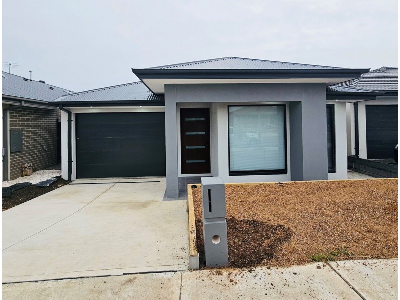 14 Austral Street, Beveridge VIC 3753