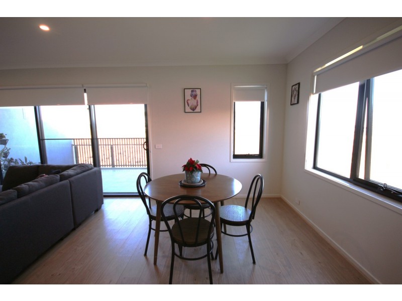 1 Ometepe Walk, Craigieburn VIC 3064