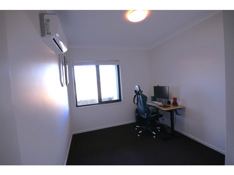 1 Ometepe Walk, Craigieburn VIC 3064