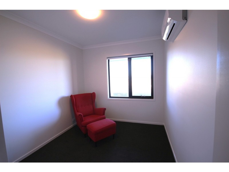 1 Ometepe Walk, Craigieburn VIC 3064