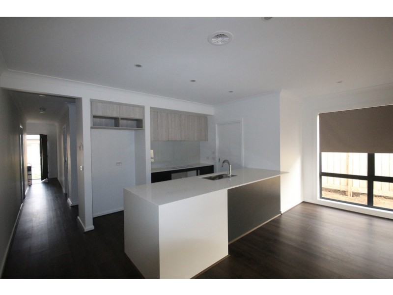 23 Blackmore Road, Mickleham VIC 3064