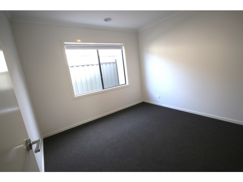 29 Lasio Way, Donnybrook VIC 3064