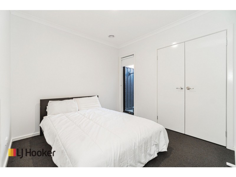 10 Luppino Street, Donnybrook VIC 3064