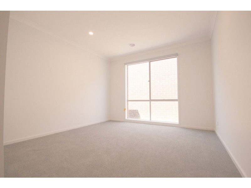 23 Tooronga Drive, Mickleham VIC 3064