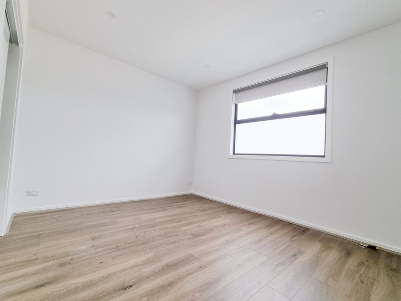 2/592 Pascoe Vale Road, Pascoe Vale VIC 3044