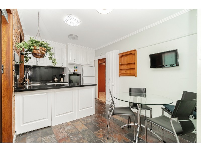 24 Landy Road, Jacana VIC 3047