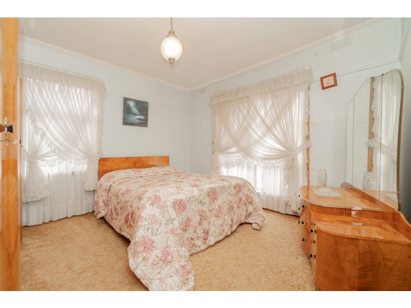 24 Landy Road, Jacana VIC 3047