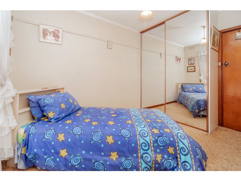 24 Landy Road, Jacana VIC 3047