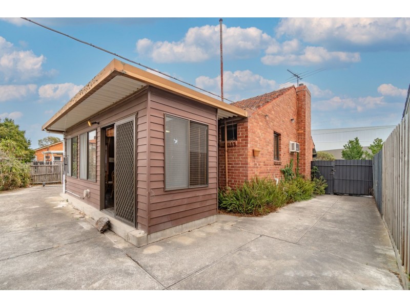 24 Landy Road, Jacana VIC 3047