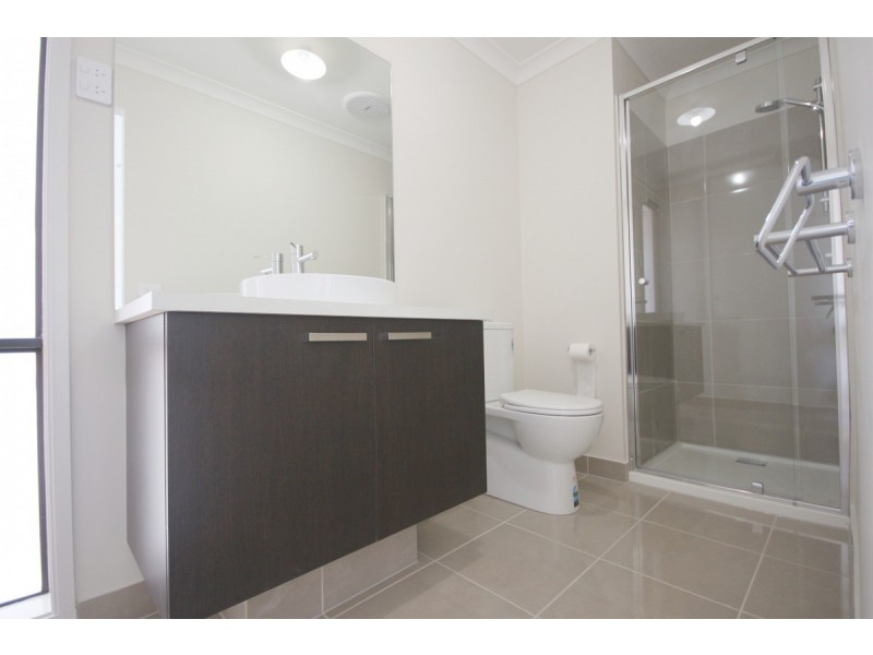 12 Tooronga Drive, Mickleham VIC 3064