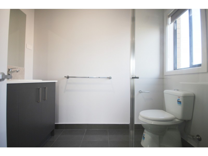 20 Heslop Street, Mickleham VIC 3064