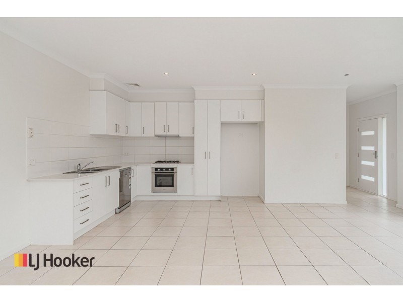 5 Densham Way, Craigieburn VIC 3064