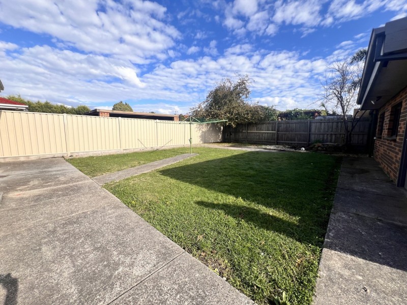 48 Langdon Crescent, Craigieburn VIC 3064