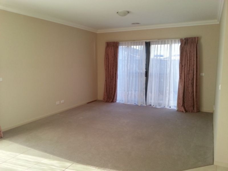 1 Galton Circuit, Craigieburn VIC 3064