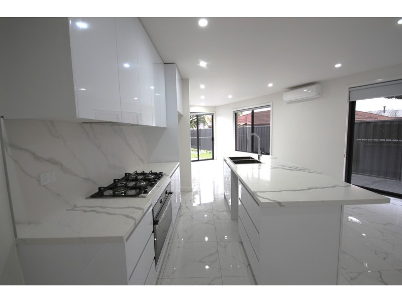 10a Parwan Court, Meadow Heights VIC 3048